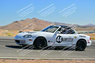 media/Oct-18-2025-Extreme Speed (Sat) [[d6d7e1fef1]]/Group 2 Green/Session 2 (Turn 3)/